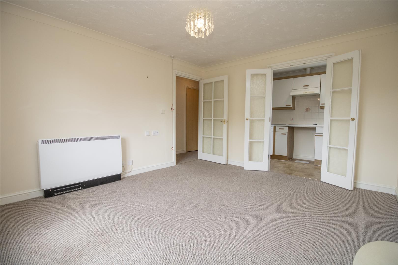 Lounge 3.jpg