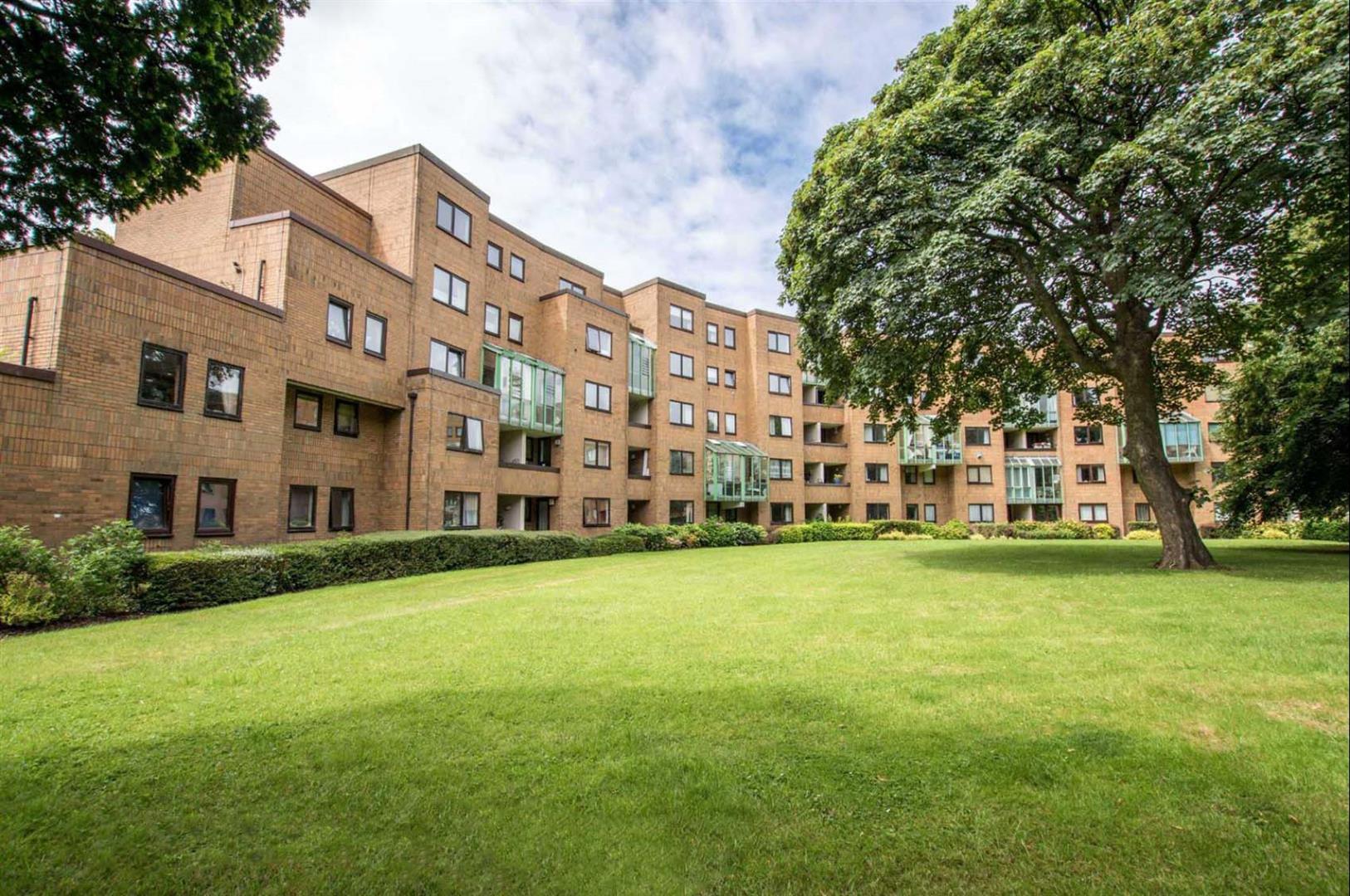 Property For Sale The Crescent, Llandaff, CF5 2 Bedroom Flat