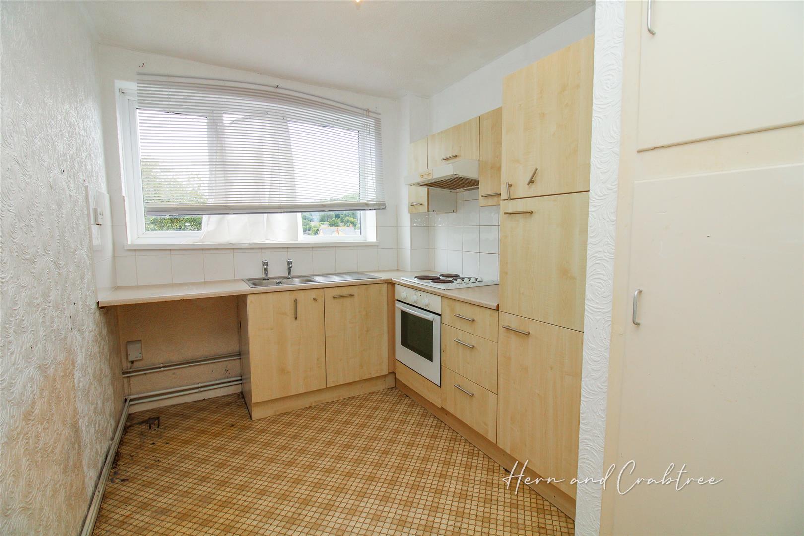 Property For Sale St Brides Court, Caerau, CF5 1 Bedroom Flat First