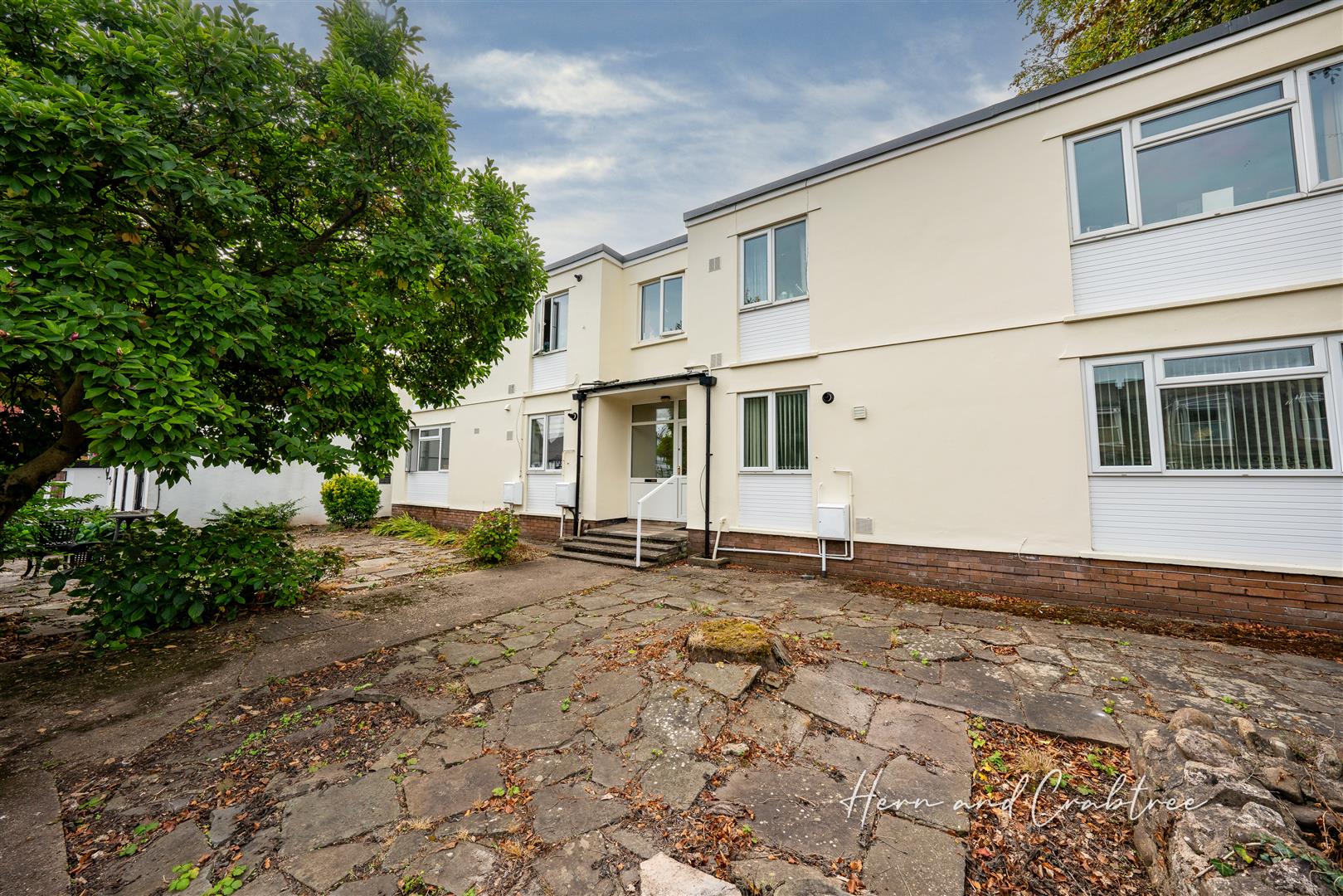 Garvey Court, Llandaff, HernCrabtree (19).jpg