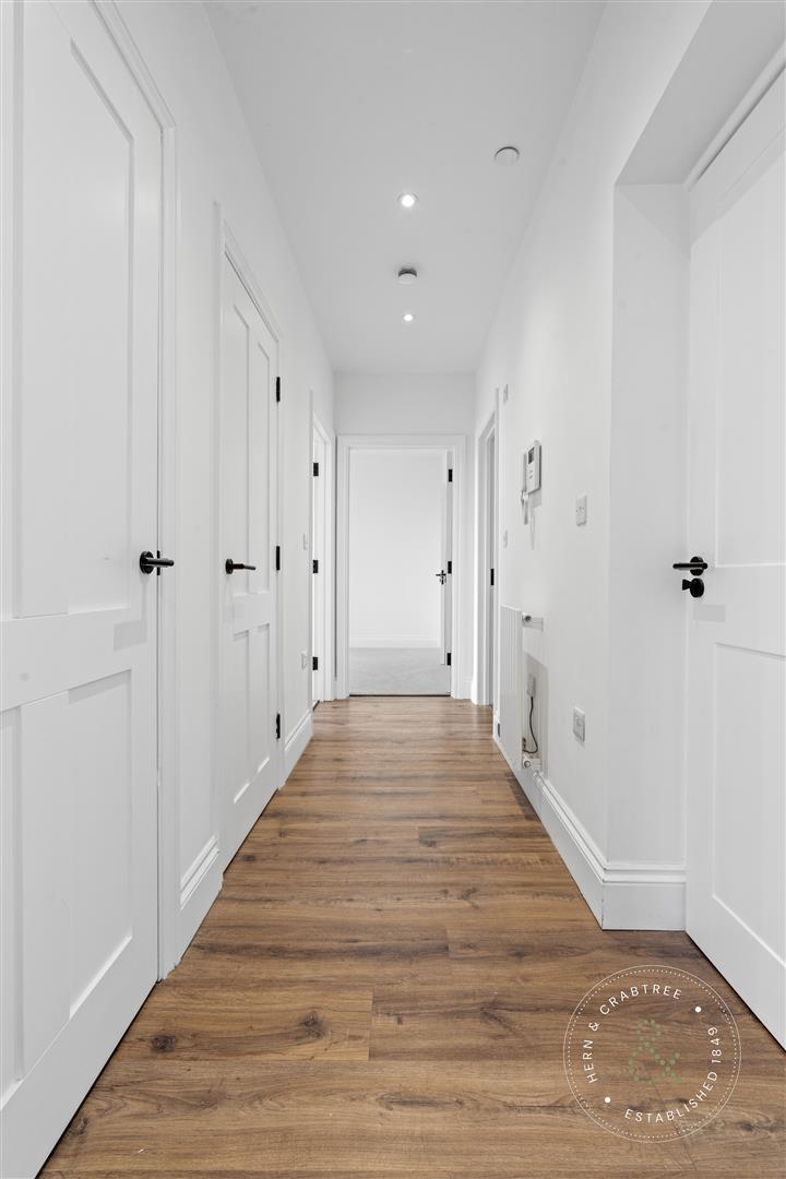 Property For Sale Old Port Road, Wenvoe, CF5 2 Bedroom Flat First