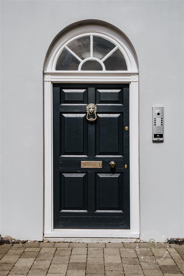 Property For Sale Old Port Road, Wenvoe, CF5 2 Bedroom Flat First