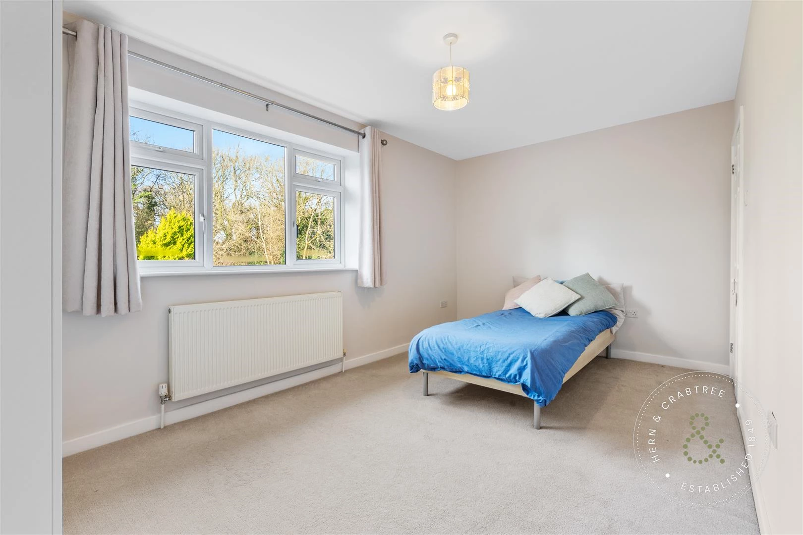 Dan Y Bryn Ave, Hern Crabtree (28).jpg