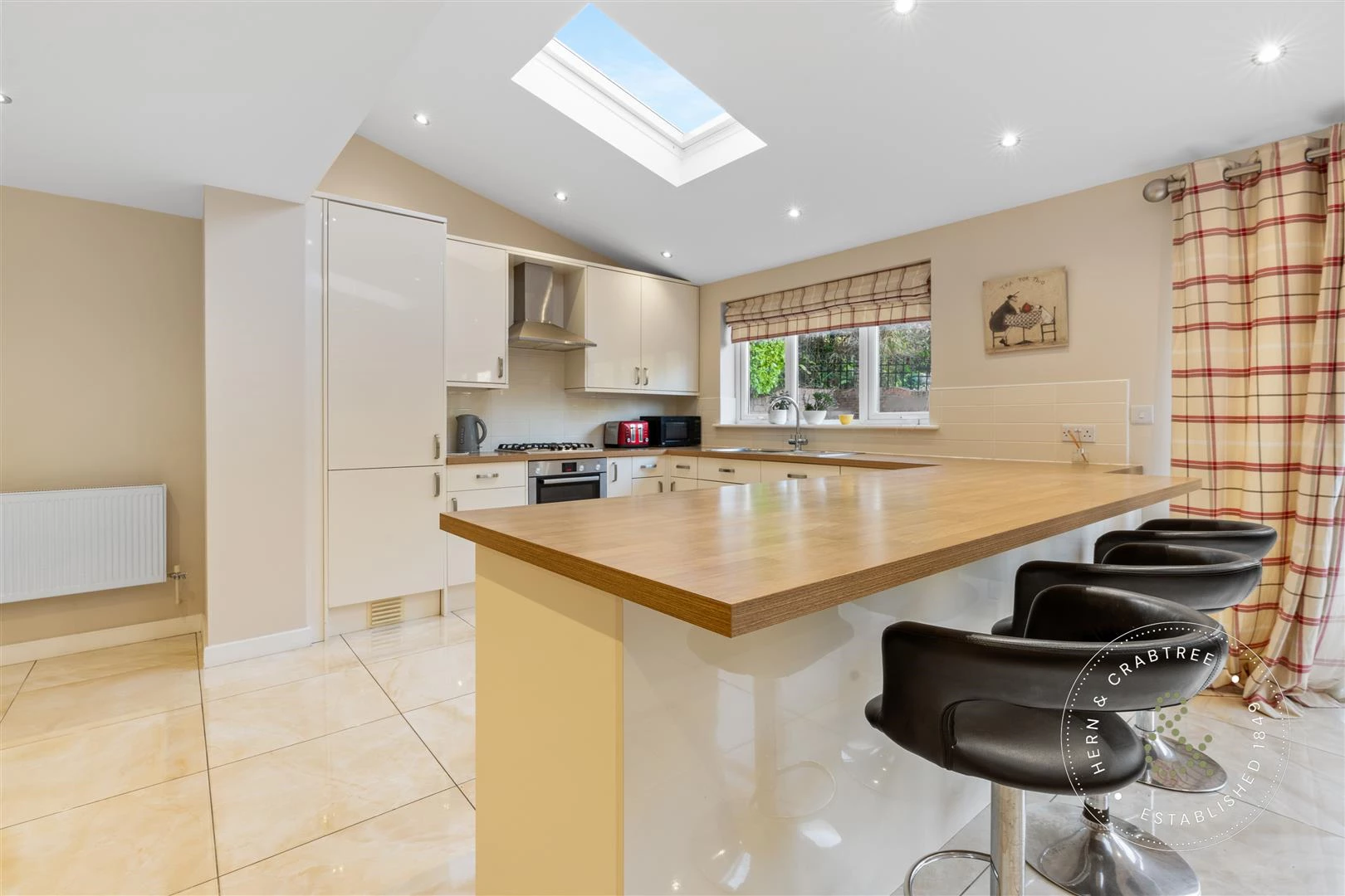 Dan Y Bryn Ave, Hern Crabtree (21).jpg