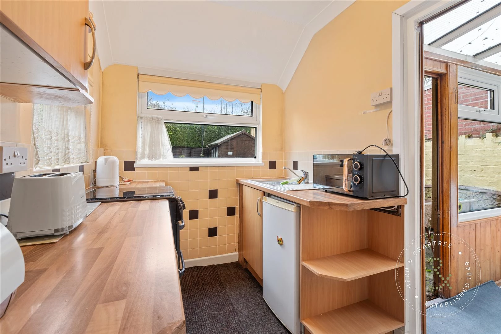 Davies Place, HernCrabtree (8).jpg