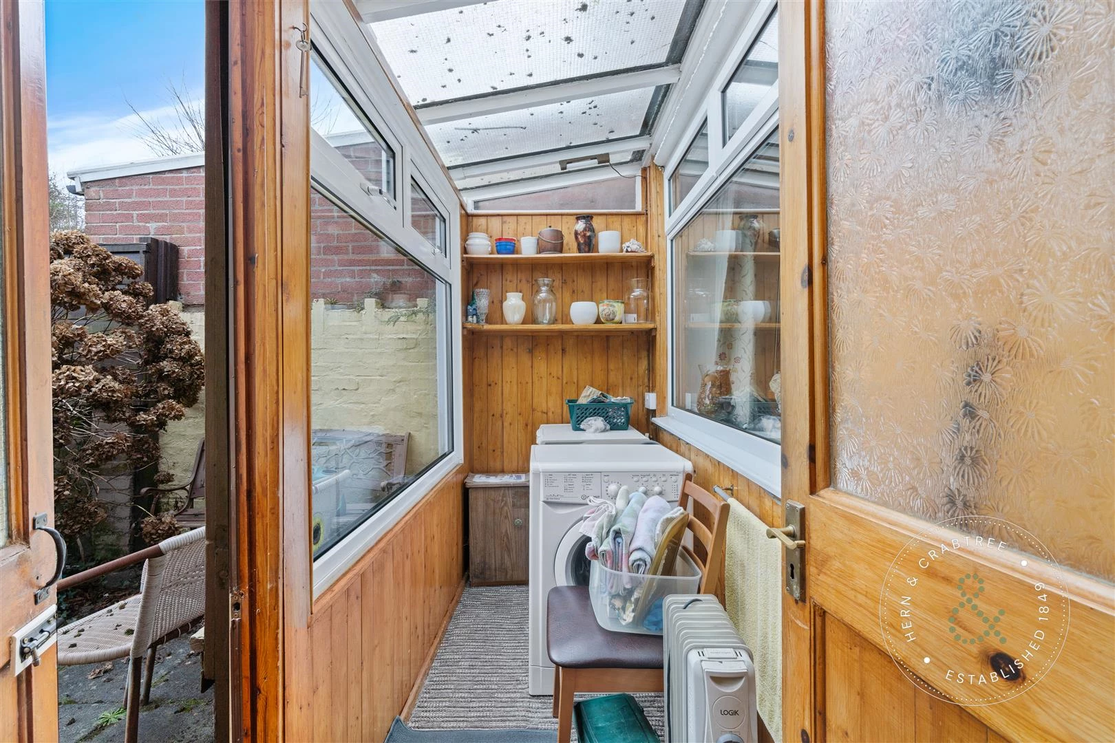 Davies Place, HernCrabtree (10).jpg