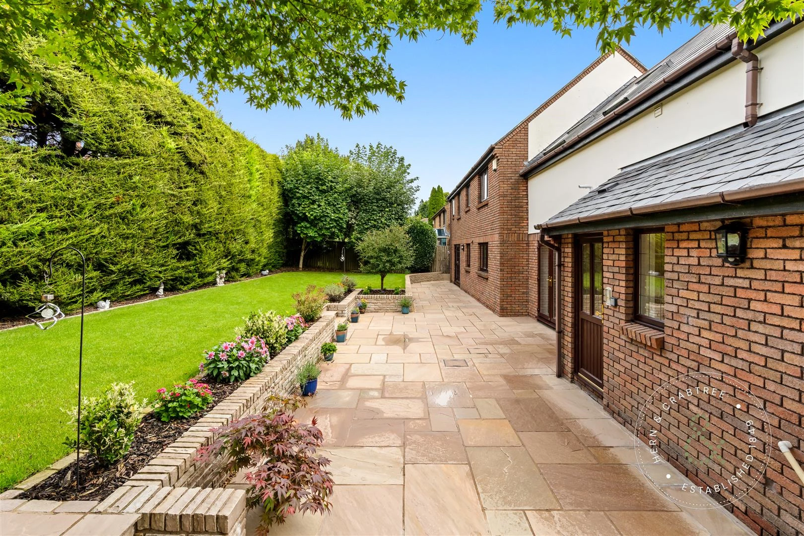 Greenwood Road, Llandaff, Hern Crabtere (7).jpg