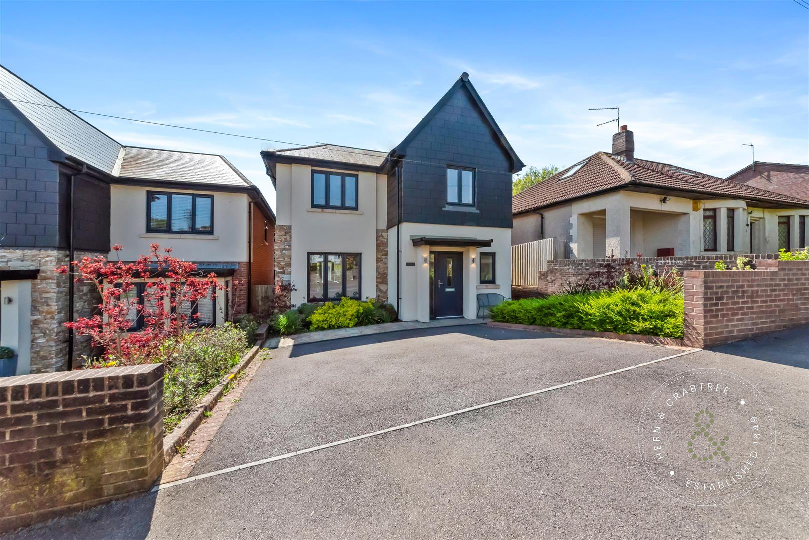 Ty Heulog, Heol Y Pentre, Pentyrch, Cardiff CF15 9QE