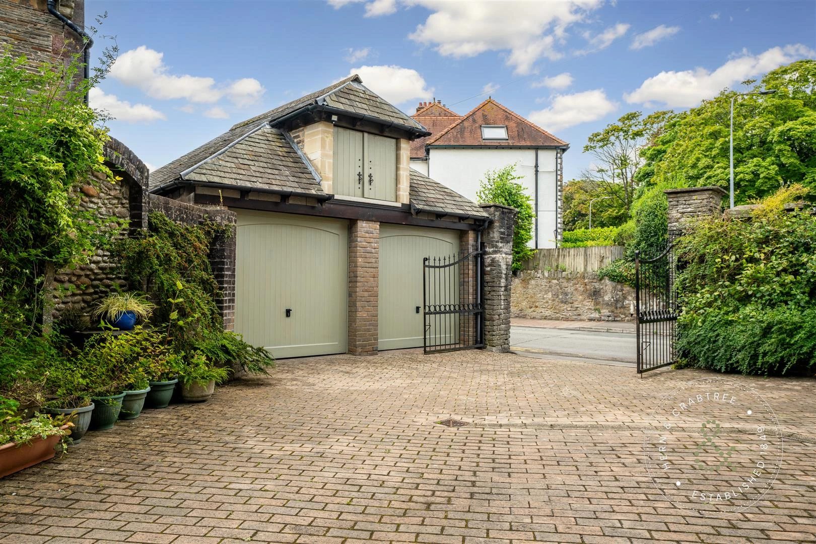 The Stables, Llandaff, Hern Crabtree (8).jpg