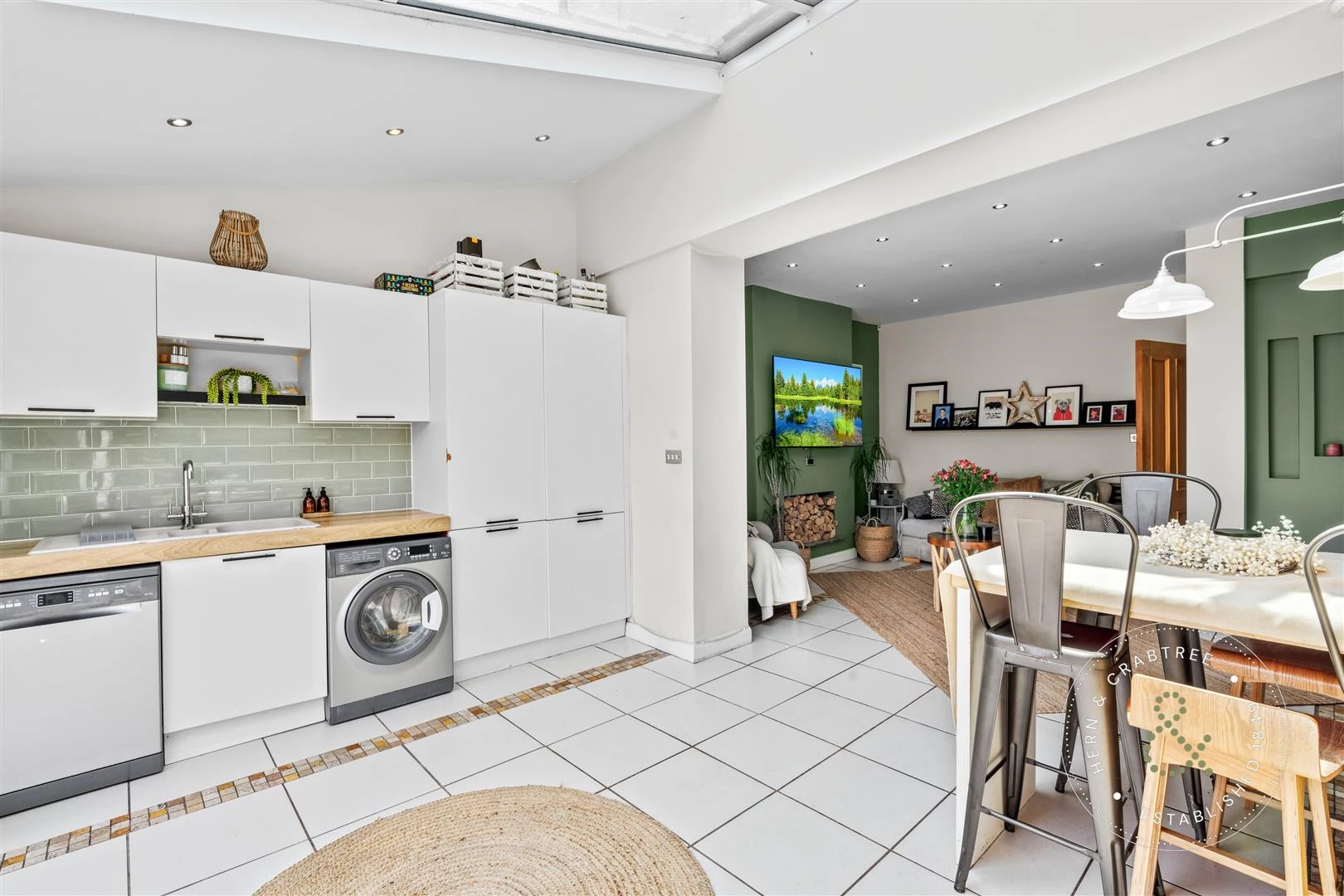 Palace Avenue, Hern Crabtree (16).jpg