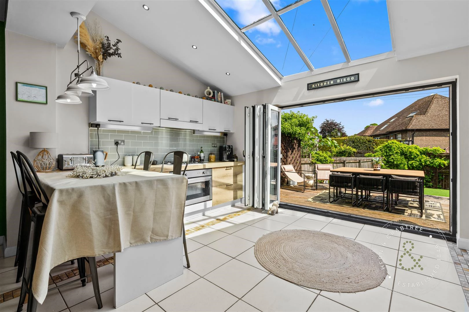 Palace Avenue, Hern Crabtree (14).jpg