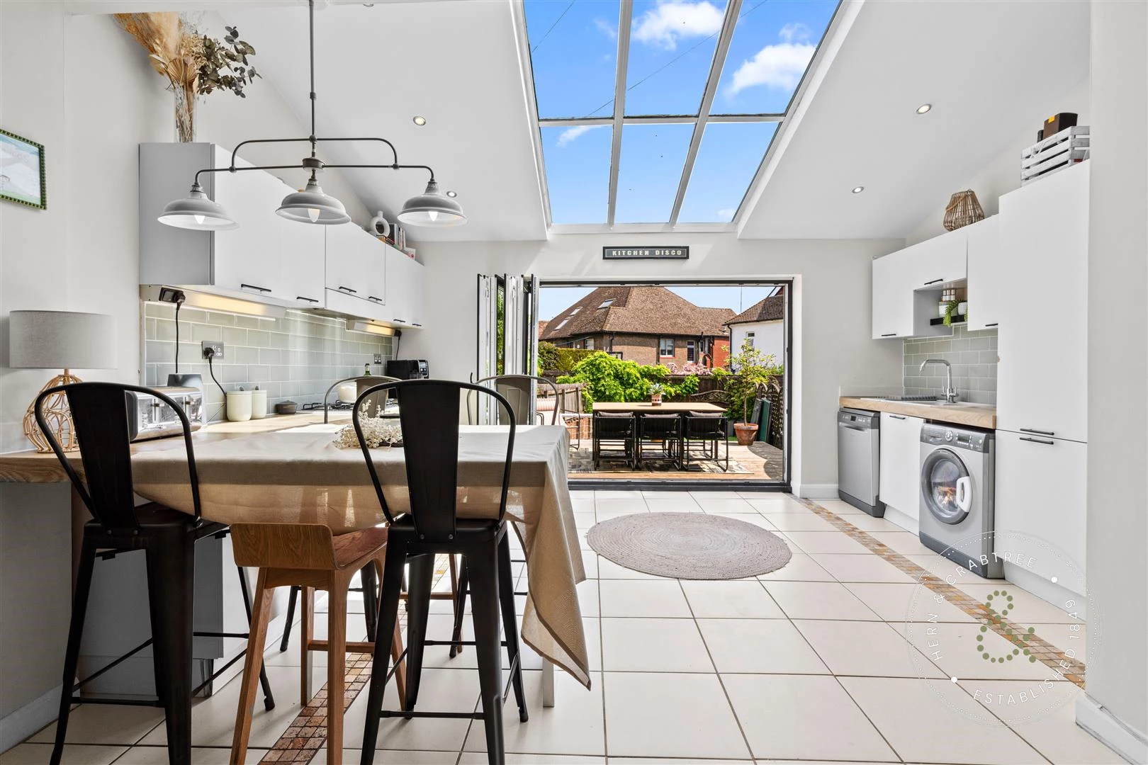 Palace Avenue, Hern Crabtree (13).jpg