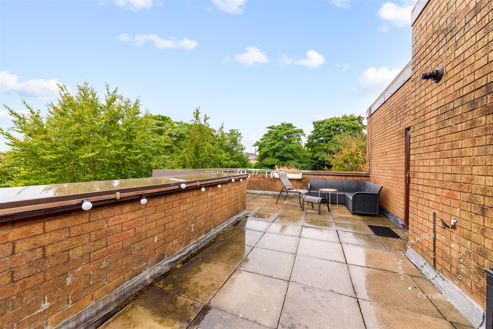 Reynoldston House, The Crescent, Llandaff, Cardiff CF5 2DL