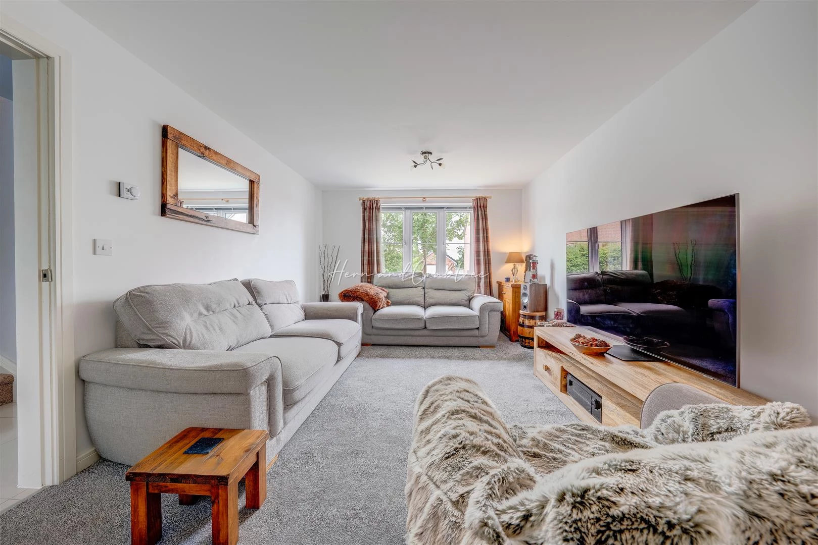 Gwern Close, St Lythans Park, HernCrabtree (27).jp