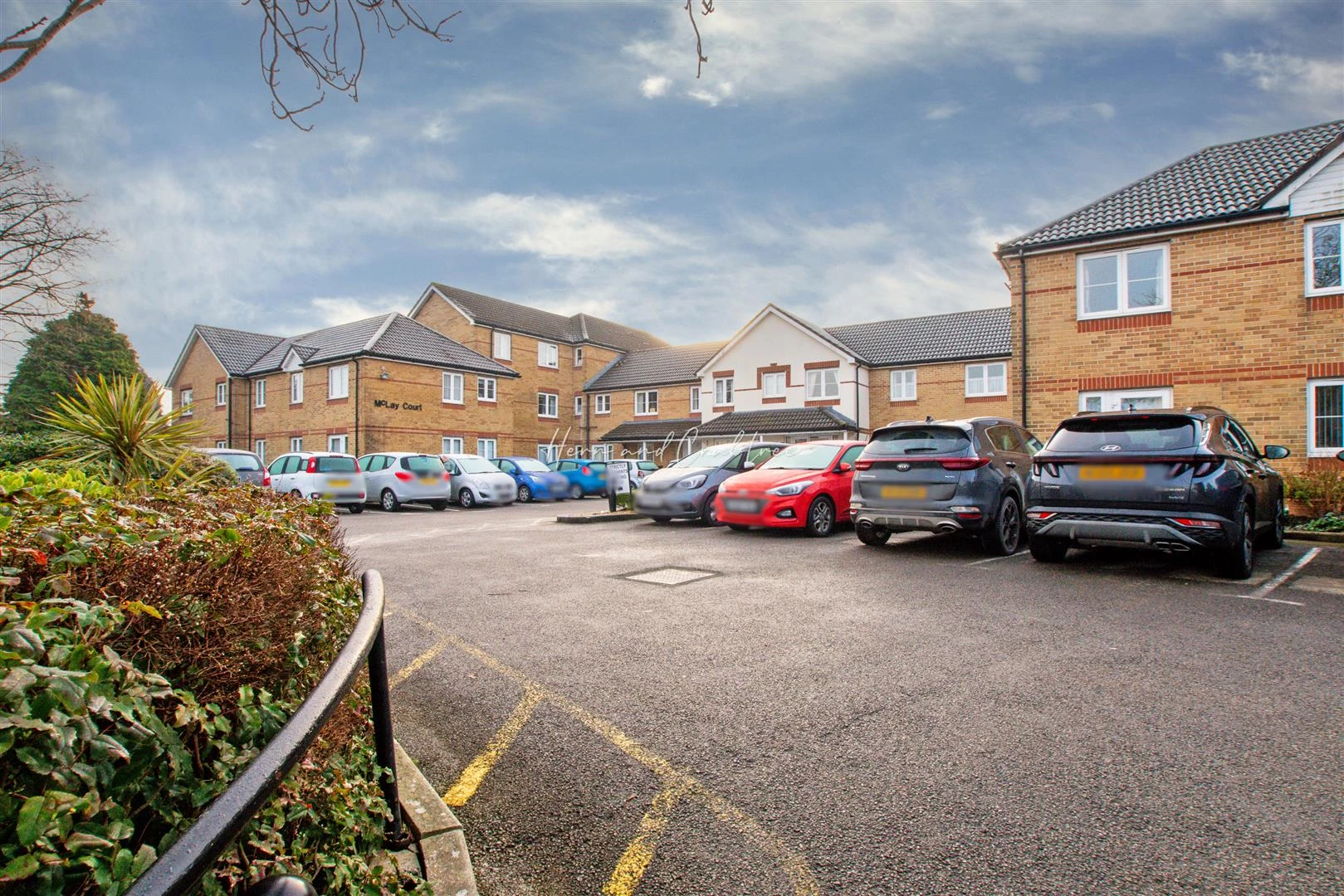 Mclay Court, HernCrabtree (7).jpg