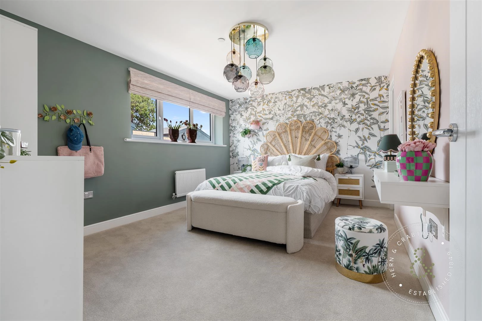 The Dale. HC. Int (30).jpg