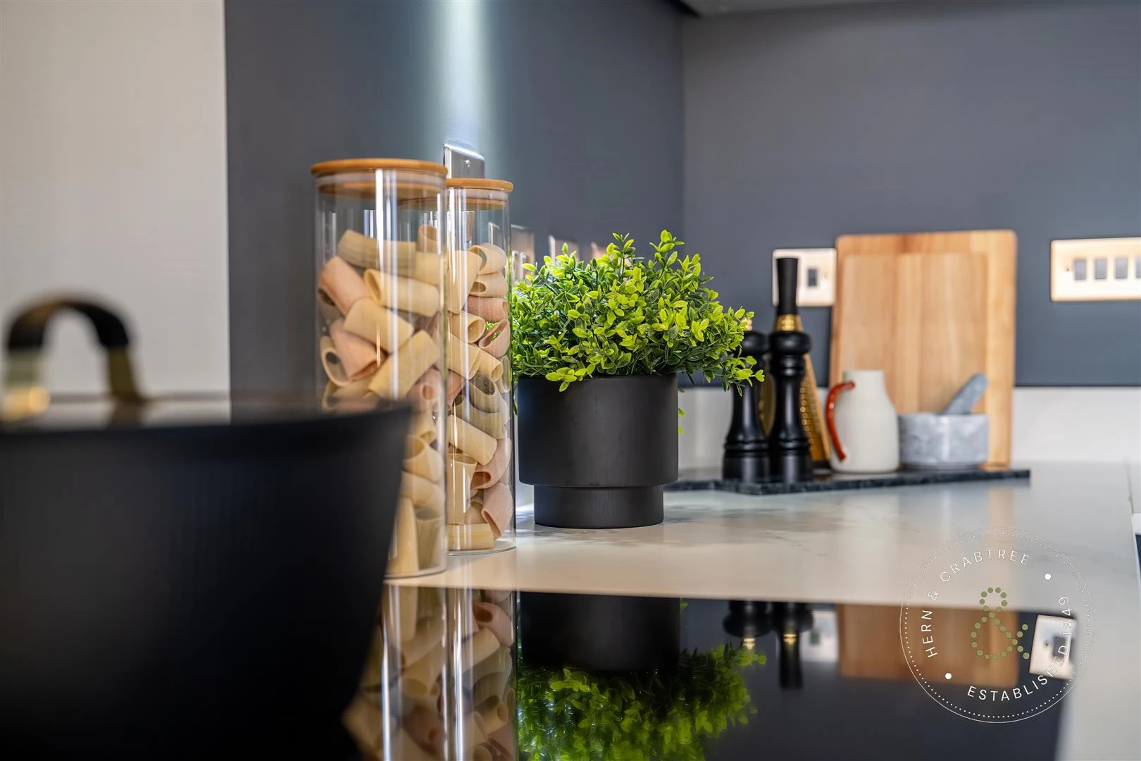 The Dale. HC. details (11).jpeg