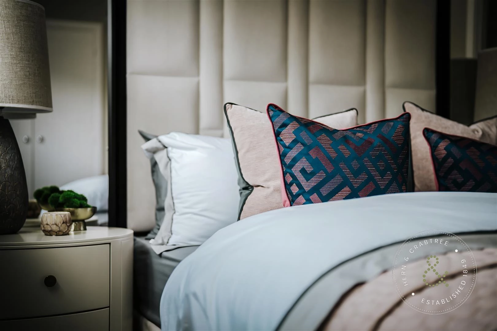 The Dale. HC. details (15).jpeg