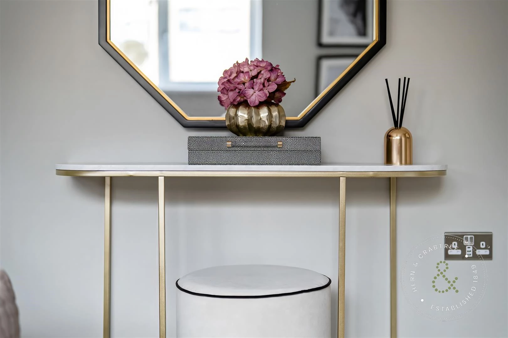 The Dale. HC. details (17).jpeg