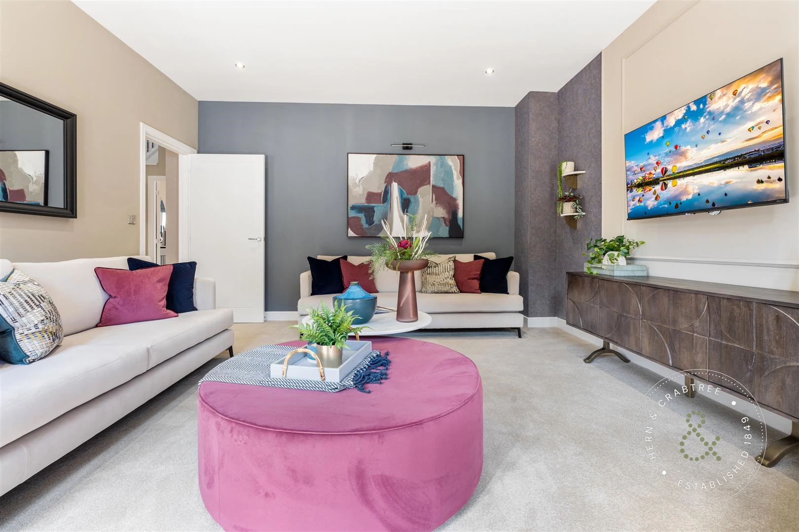 The Dale. HC. Int (3).jpg