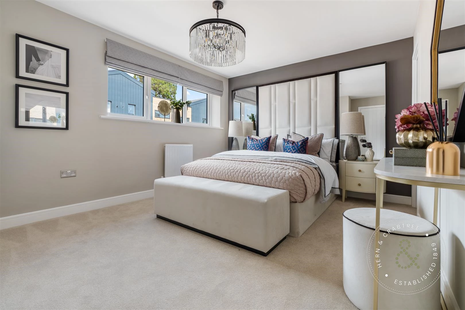 The Dale. HC. Int (19).jpg