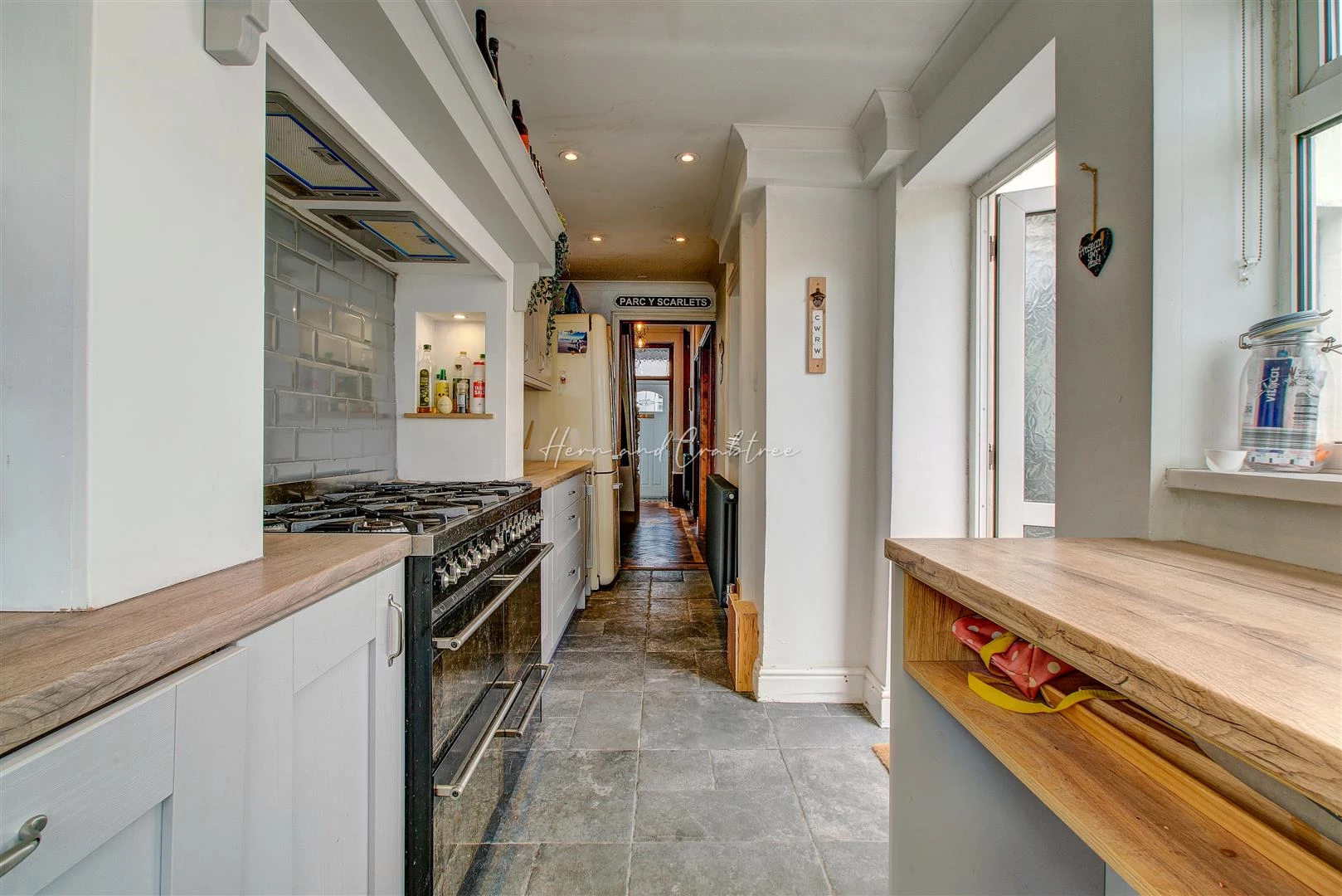 Victoria Avenue, Victoria Park, Canton, HernCrabtr