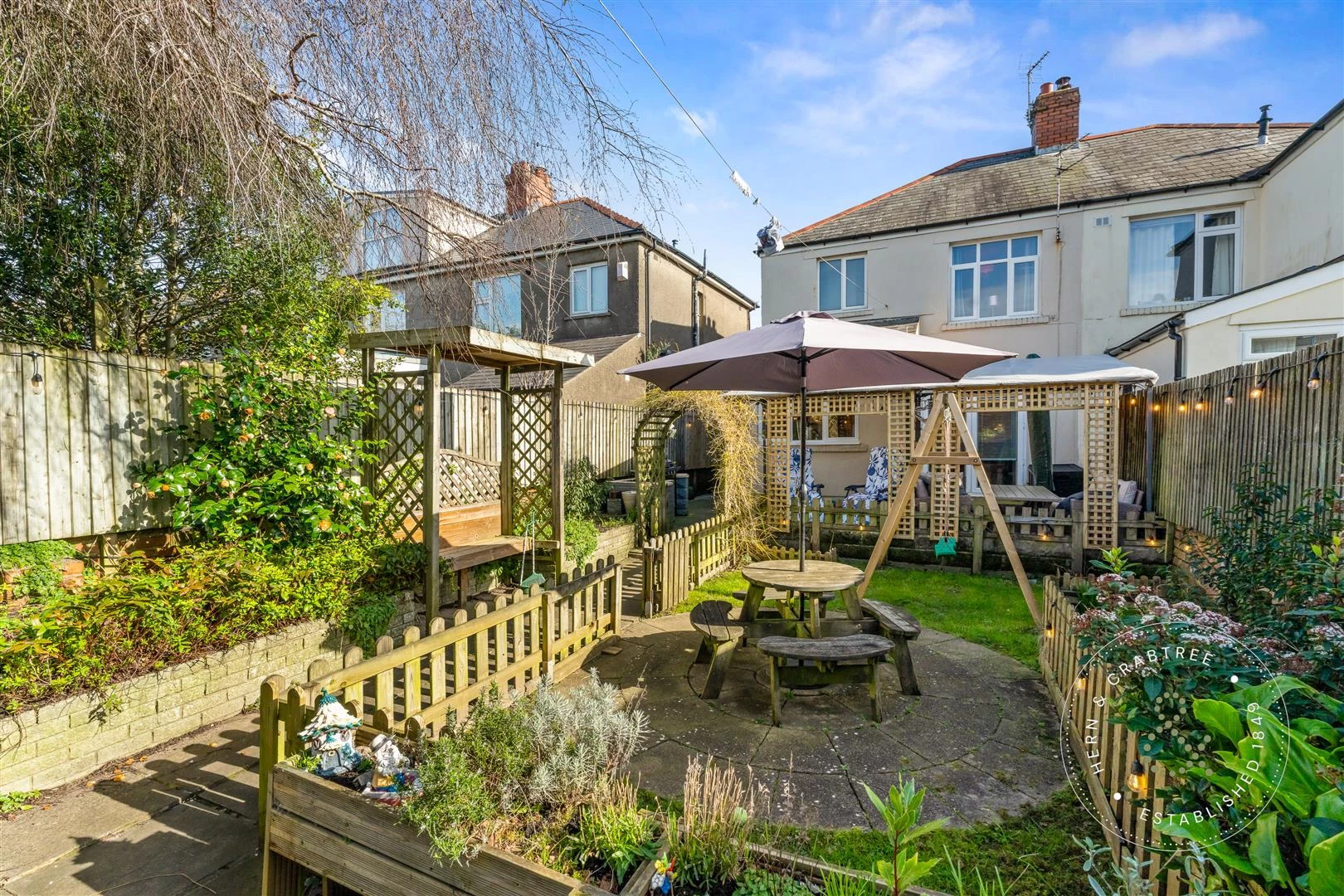 Bishops Walk, Llandaff (7).jpg