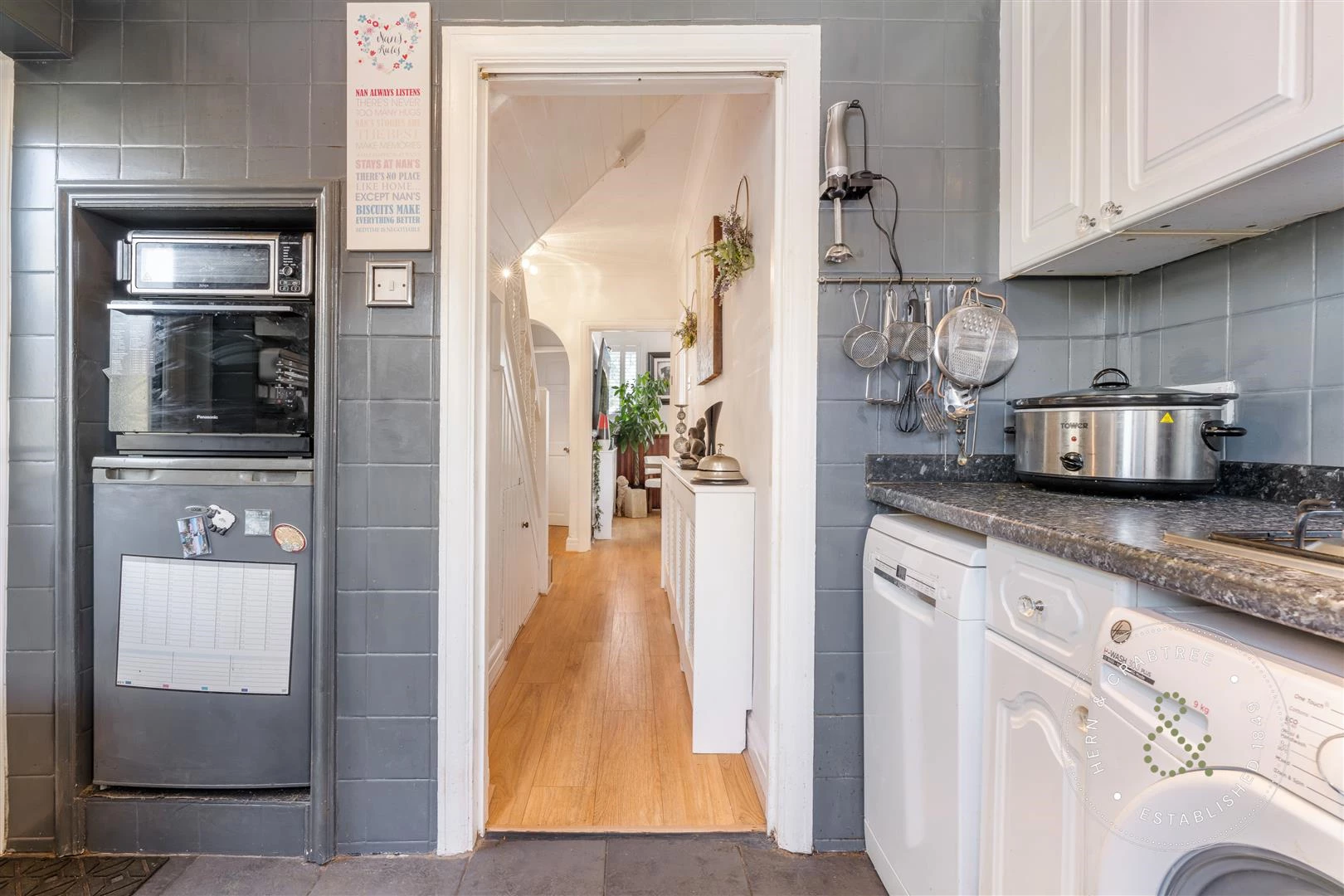 Bishops Walk, Llandaff (29).jpg