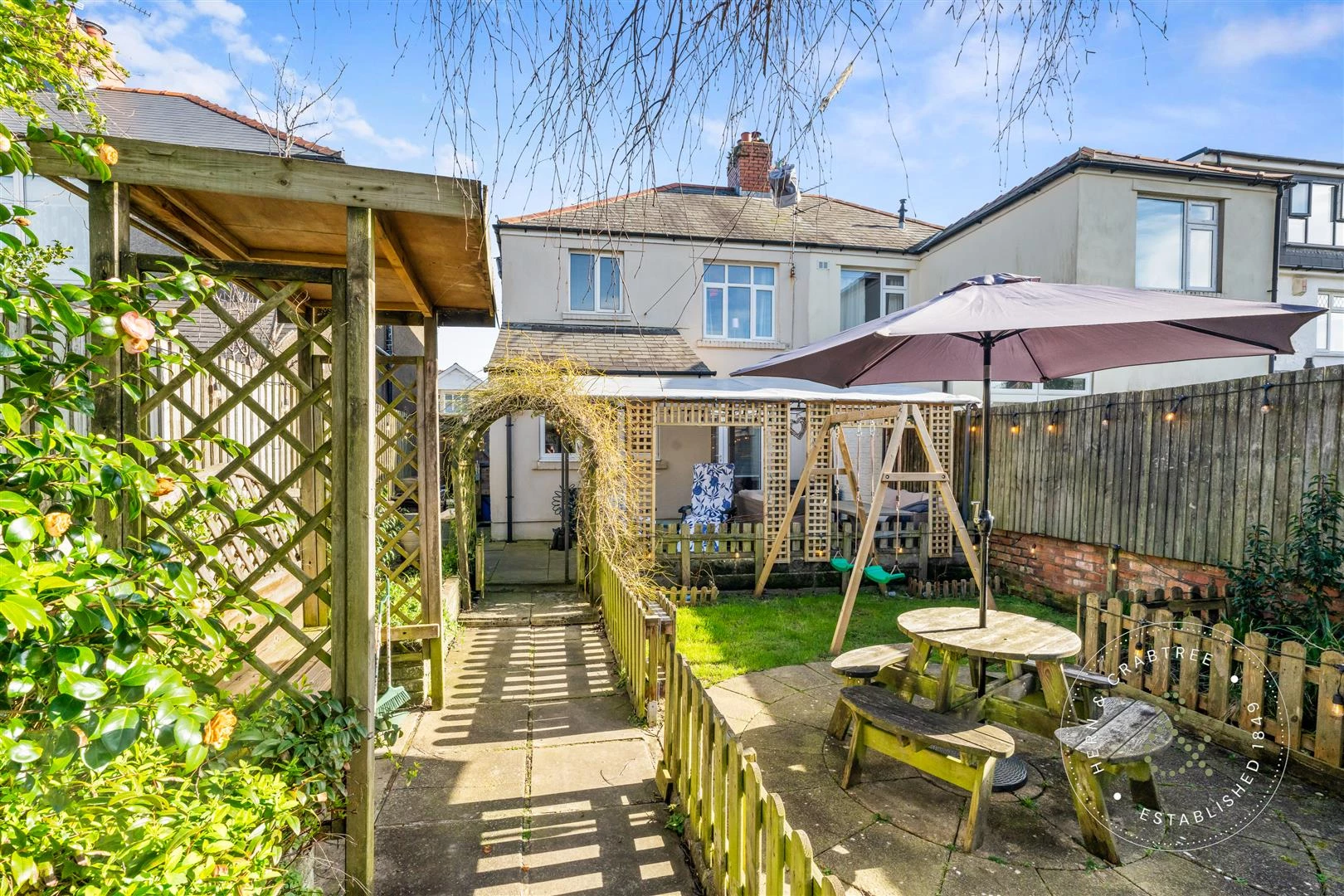 Bishops Walk, Llandaff (8).jpg