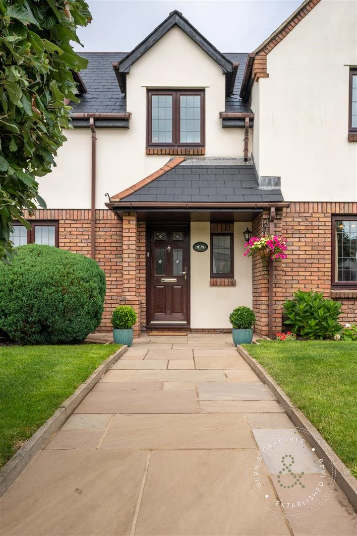 Greenwood Road, Llandaff, Hern Crabtere (4).jpg