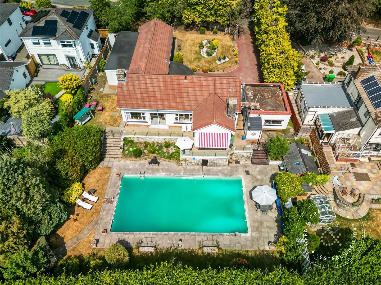 The-Conifers-Pool-02.jpg