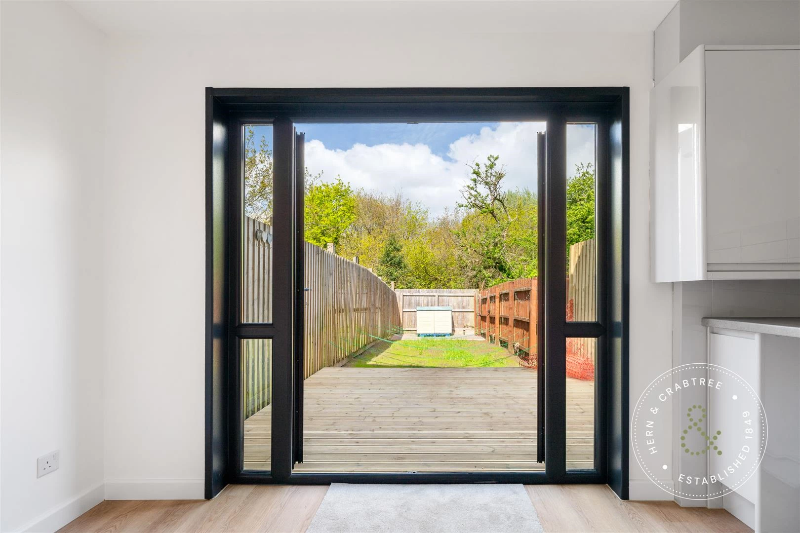 Holgate-Close-2.jpg