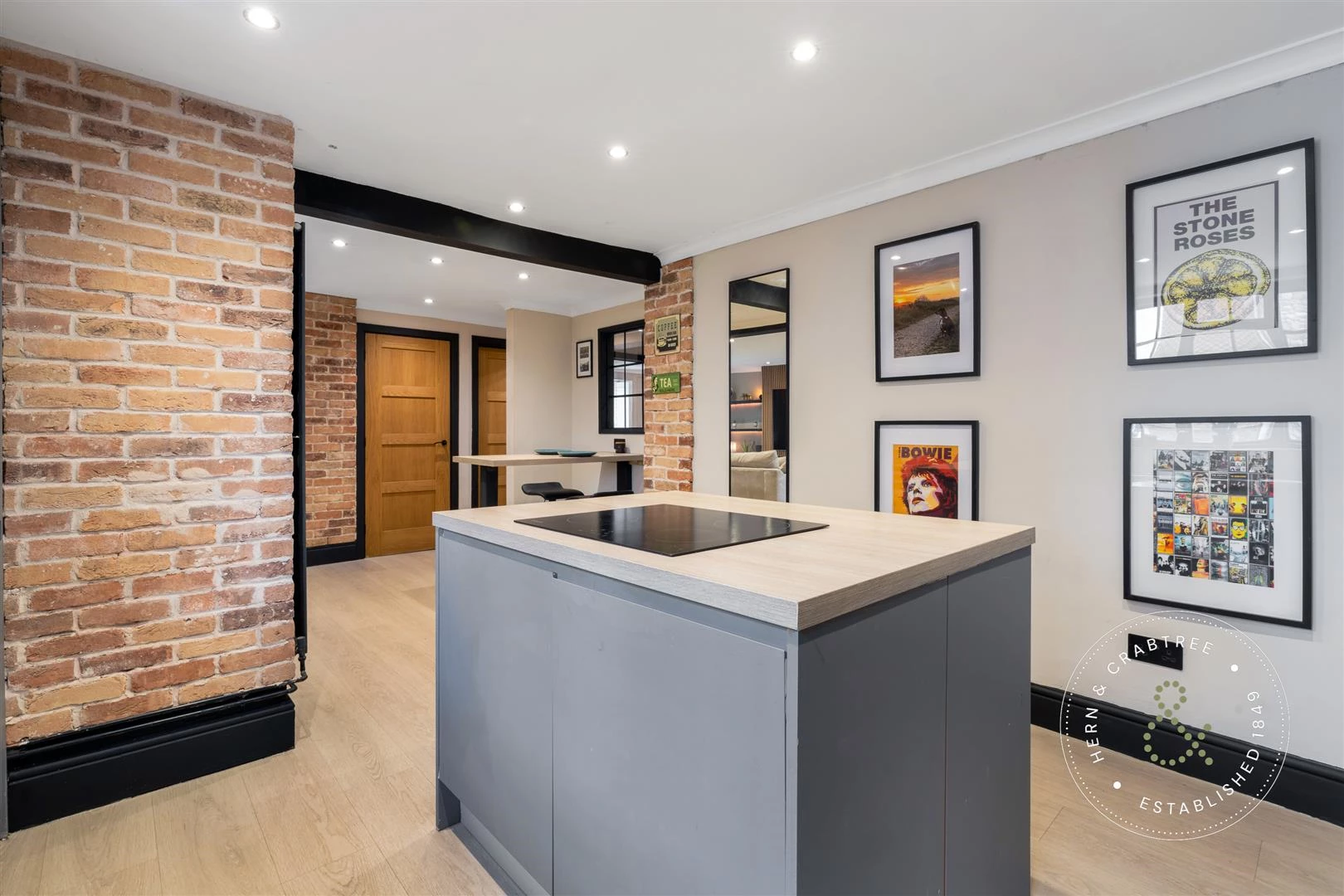 Yr-Hen-Dy-48.jpg