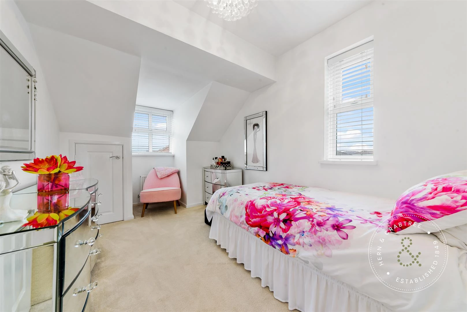 Sunnybank-Close-1.jpg