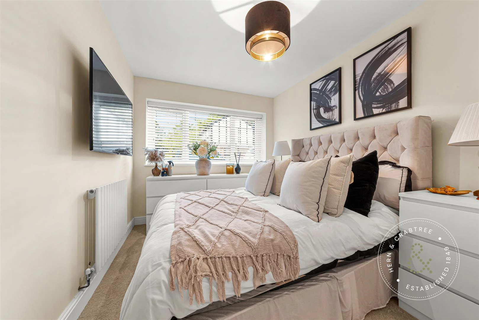 Crawley-Close-21.jpg