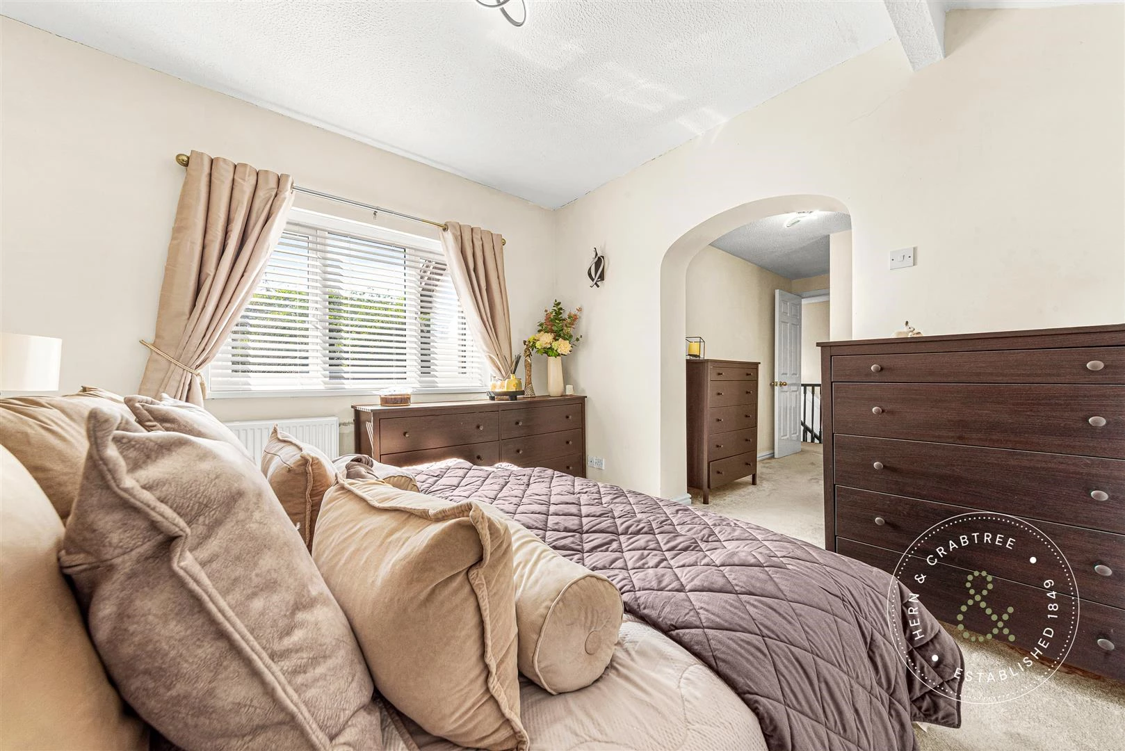 Crawley-Close-11.jpg