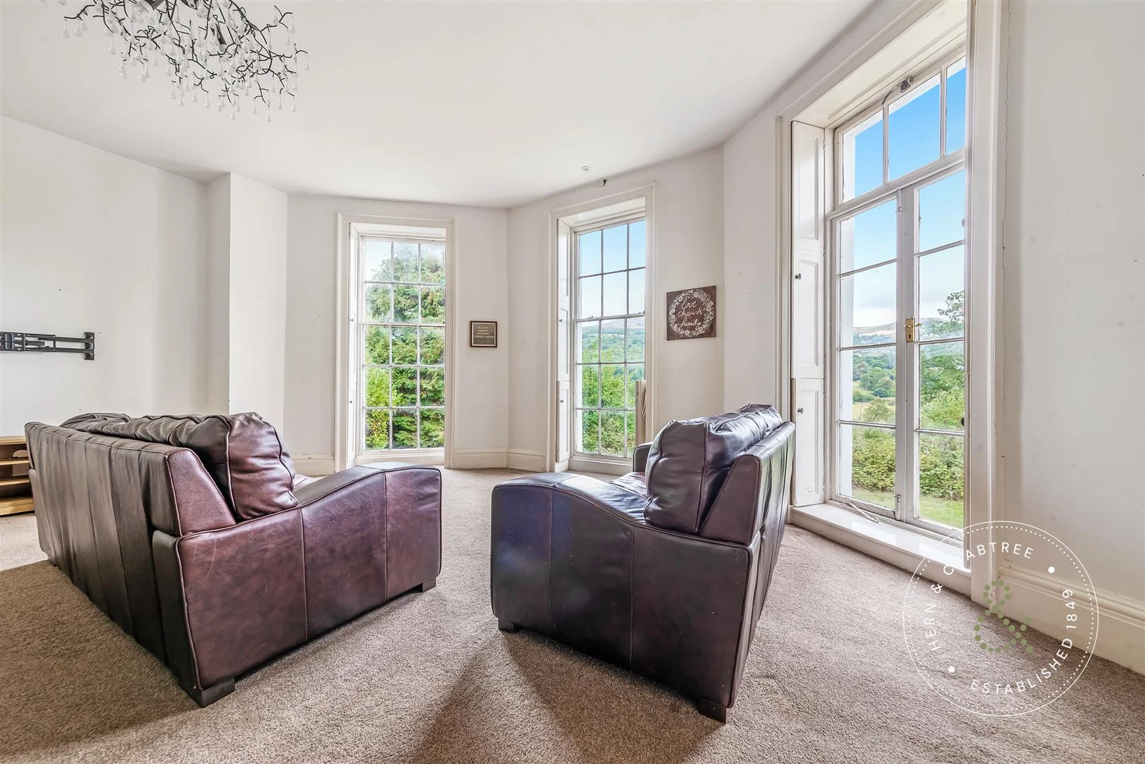 Llanwysg-House-05.jpg