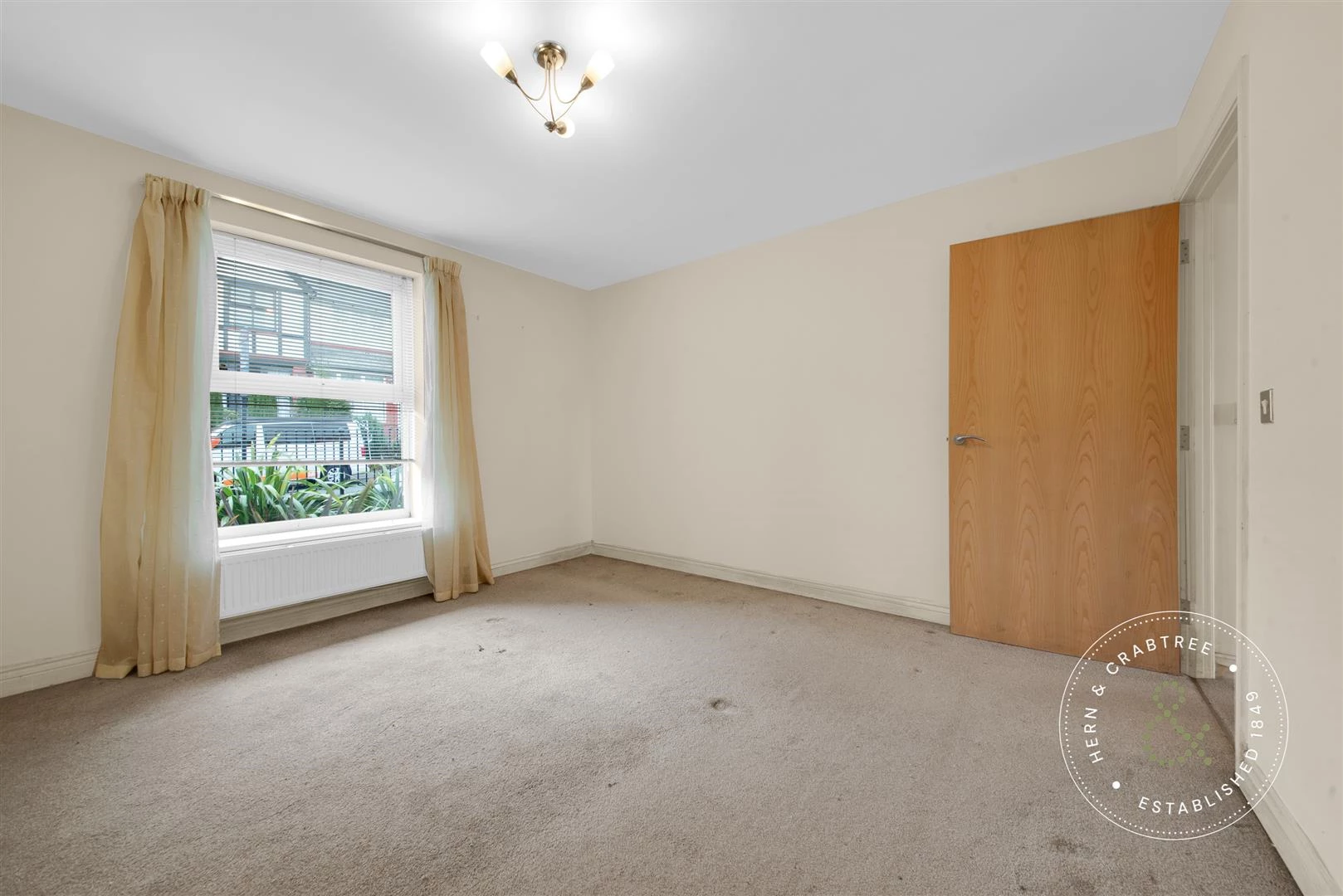 Clive-Hall-Court-02.jpg