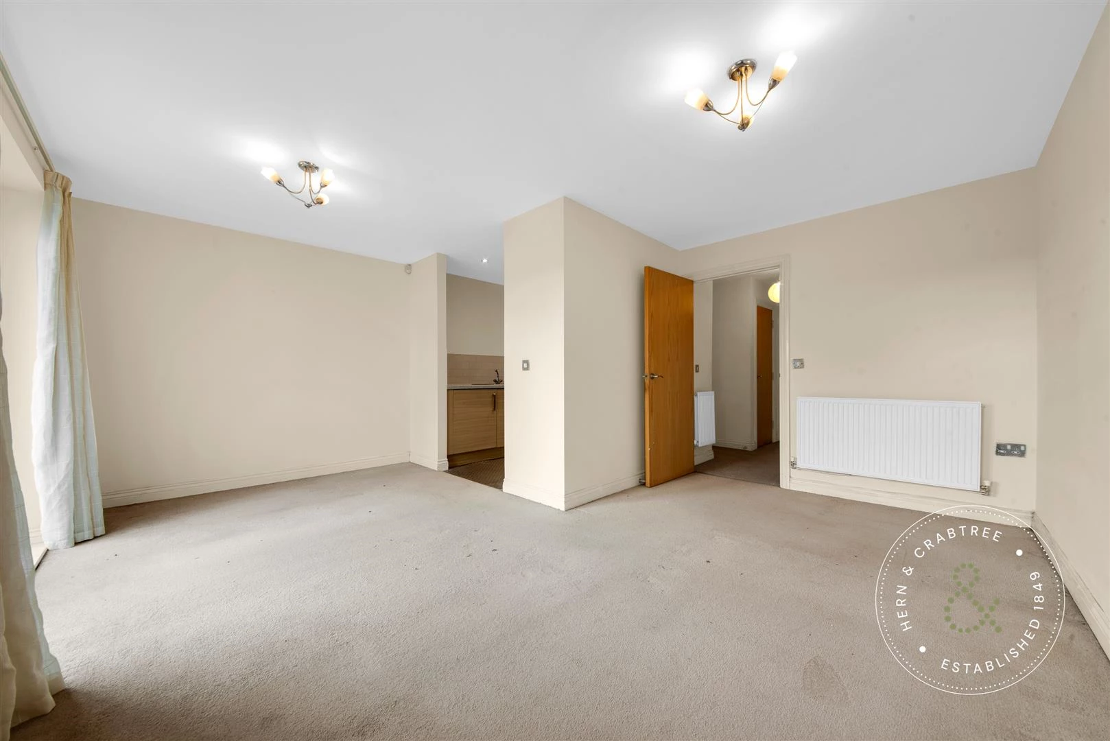 Clive-Hall-Court-07.jpg