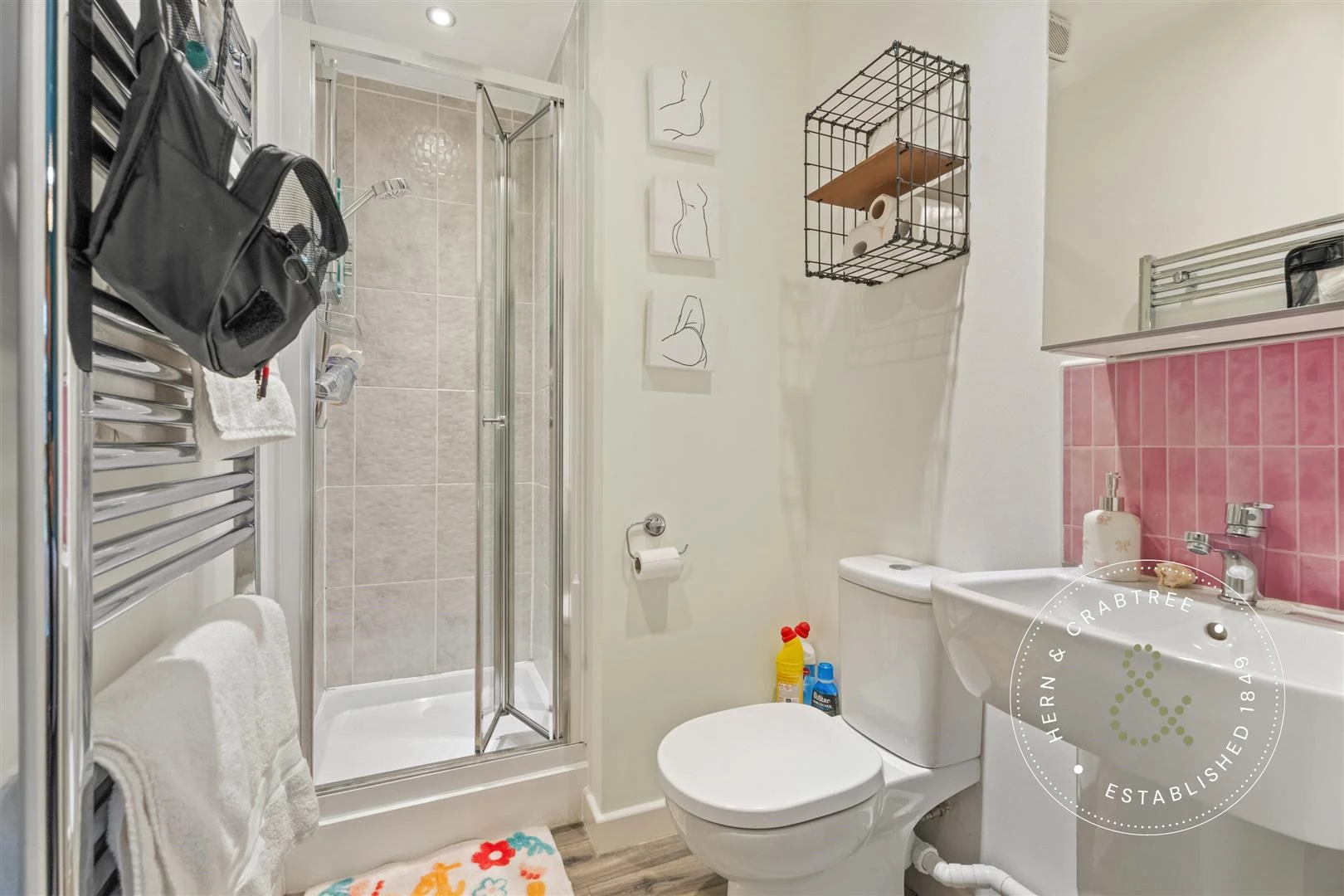 Ensuite