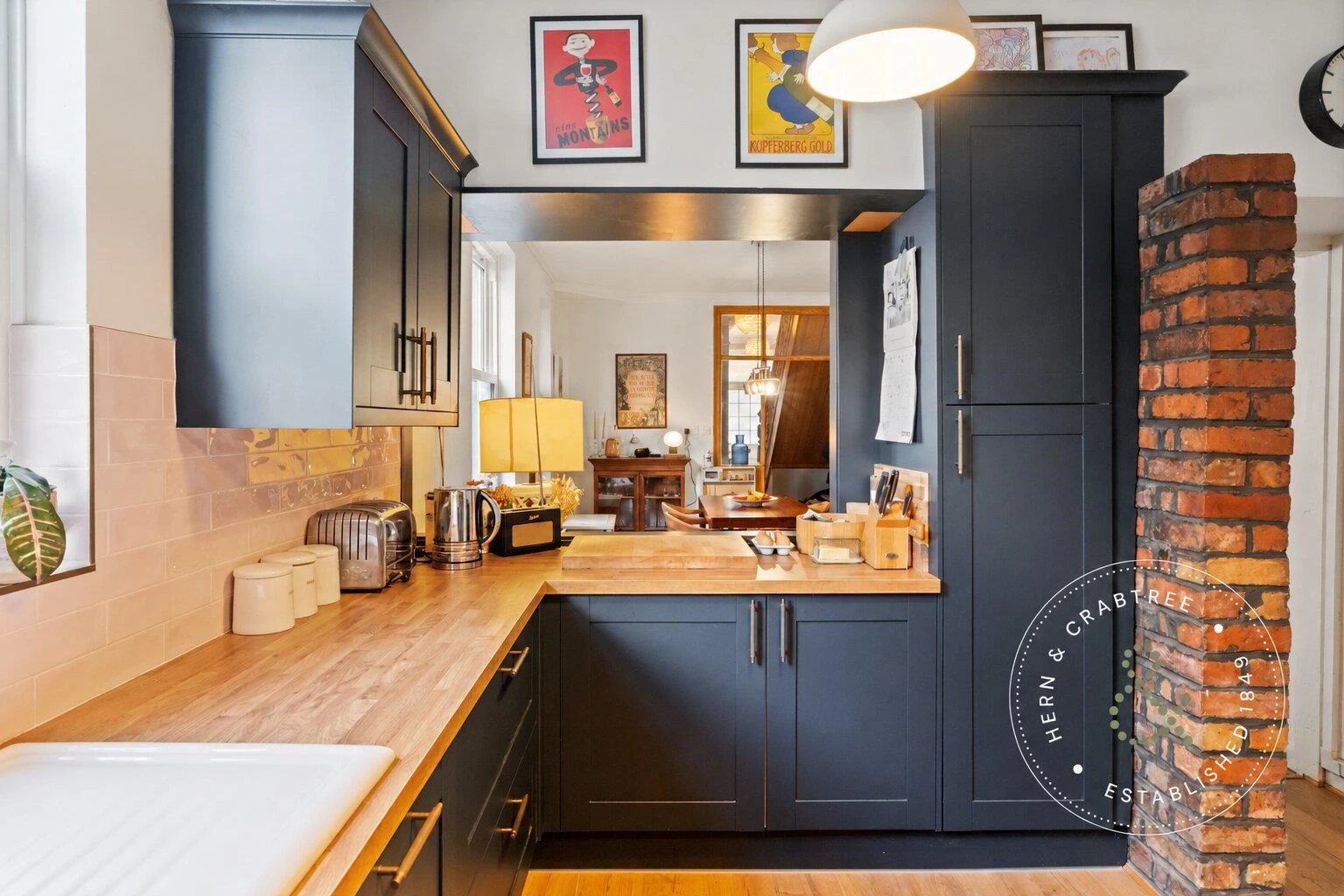 kitchen2.jpg