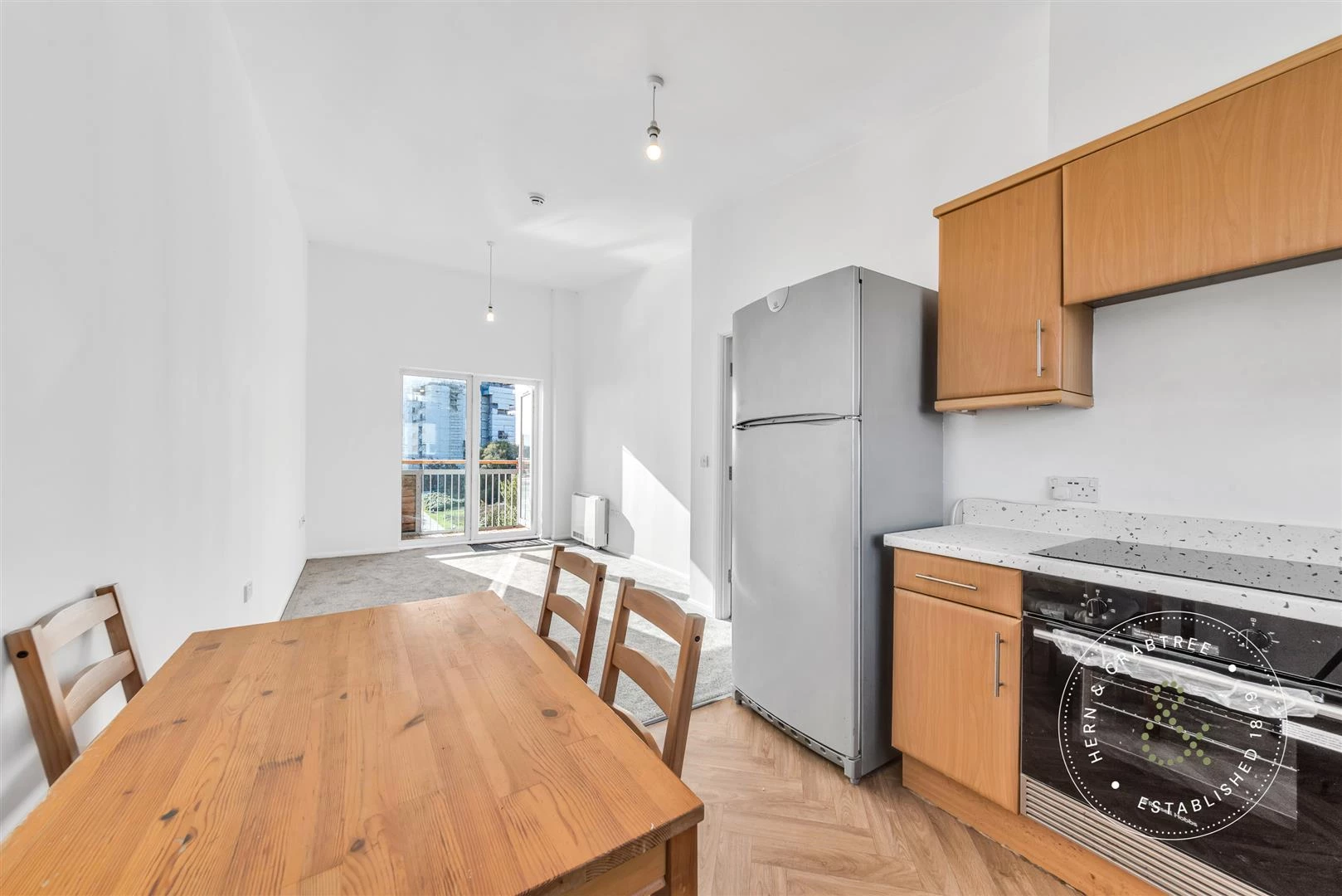 Lounge/kitchen