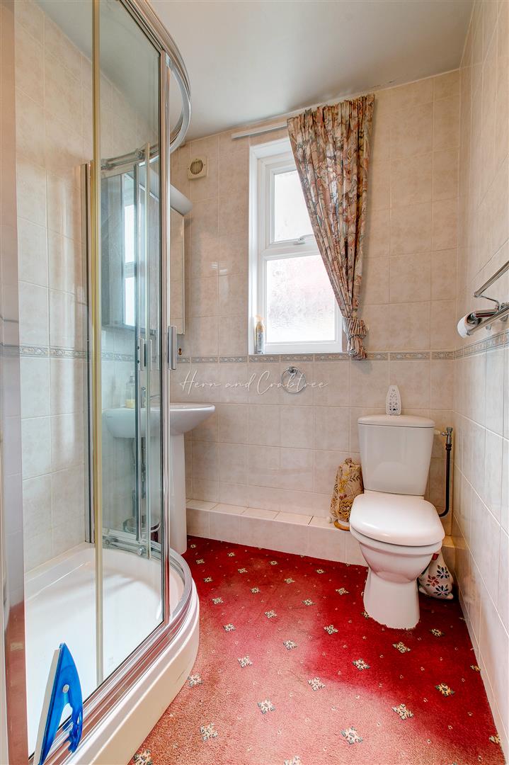 Property For Sale TynYParc Road, Rhiwbina, CF14 2 Bedroom Bungalow