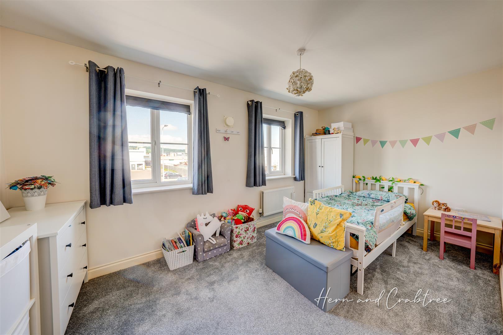 Property For Sale Heol Mynydd Bychan, Heath, CF14 3 Bedroom House