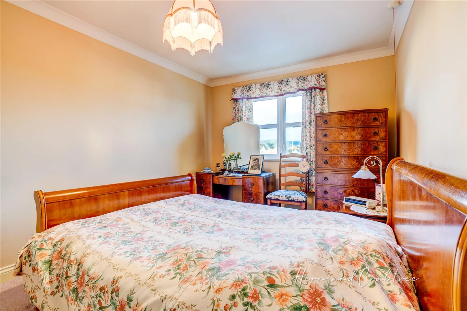 Birch Court, HernCrabtree (11).jpg