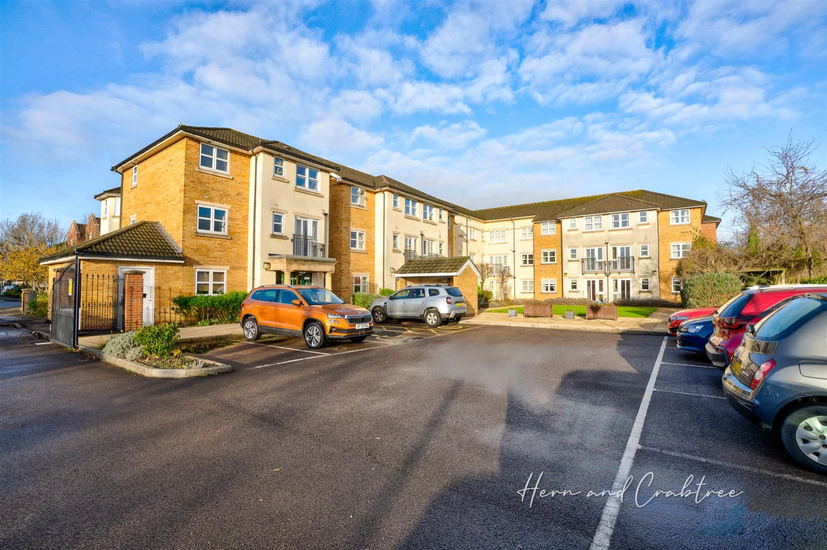 Birch Court, HernCrabtree (17).jpg