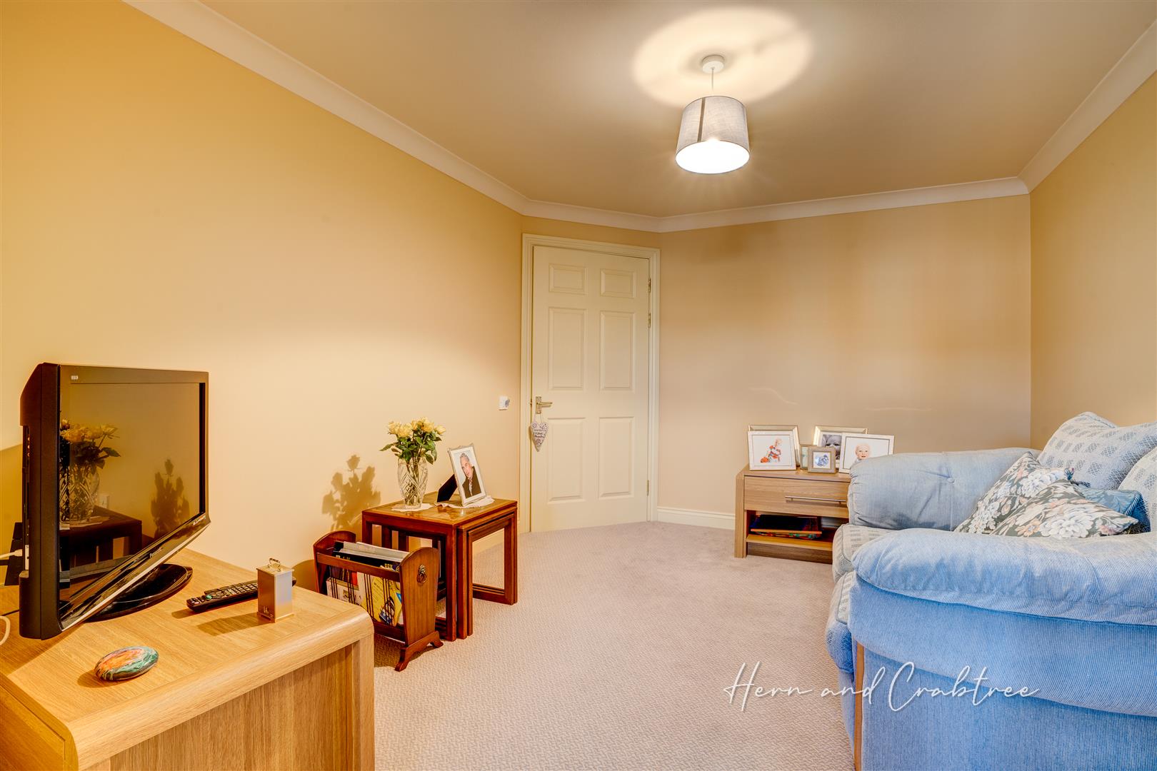 Property For Sale Latteys Close, Heath, CF14 2 Bedroom Flat Second