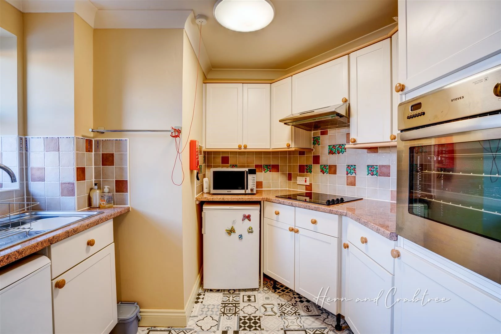 Birch Court, HernCrabtree (6).jpg