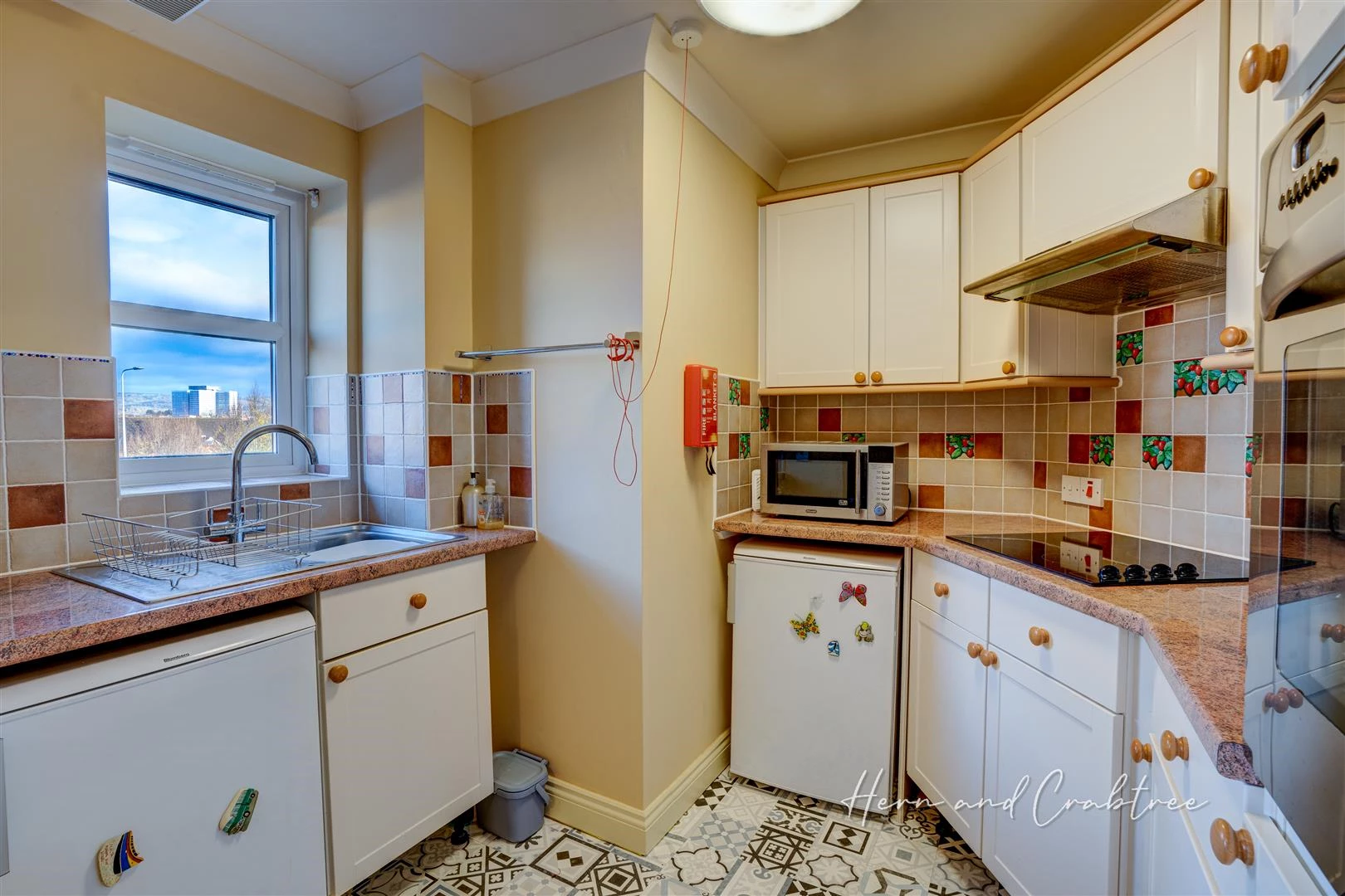 Birch Court, HernCrabtree (7).jpg