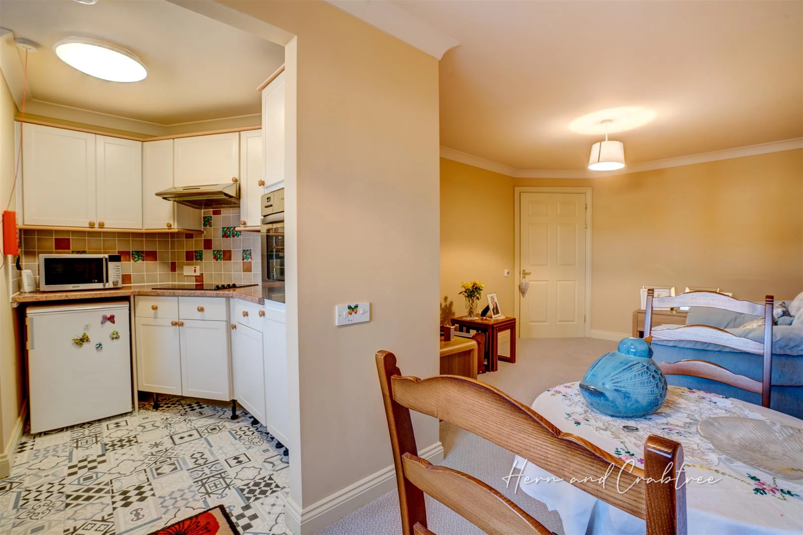 Birch Court, HernCrabtree (4).jpg